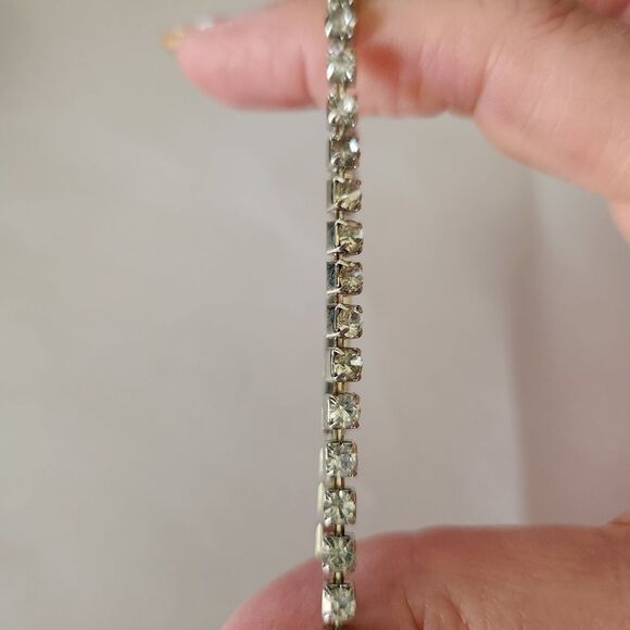 Unbranded Bundle Fashion Jewelry Braclet Set Of 6 Variety Cuff, Beaded, Clasp - Picture 6 of 12